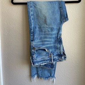 Lucky Brand- Medium wash skinny jeans